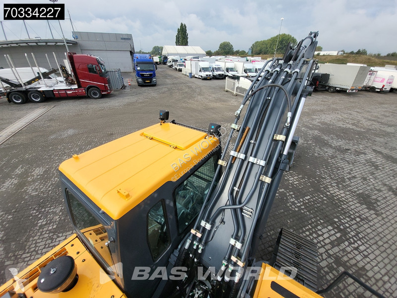 Lopatový nakládač Hyundai R210