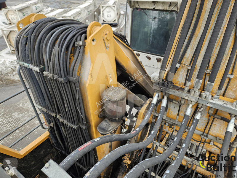 Liebherr A 944 C HD Litronic excavator