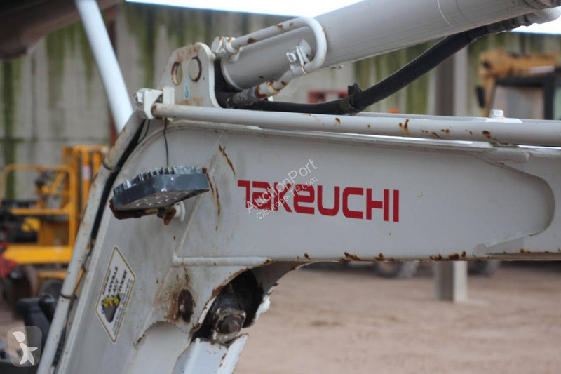 Excavator Takeuchi TB219