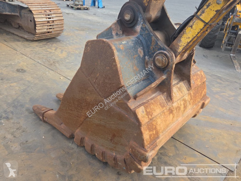 Багер Komatsu LC-11E0