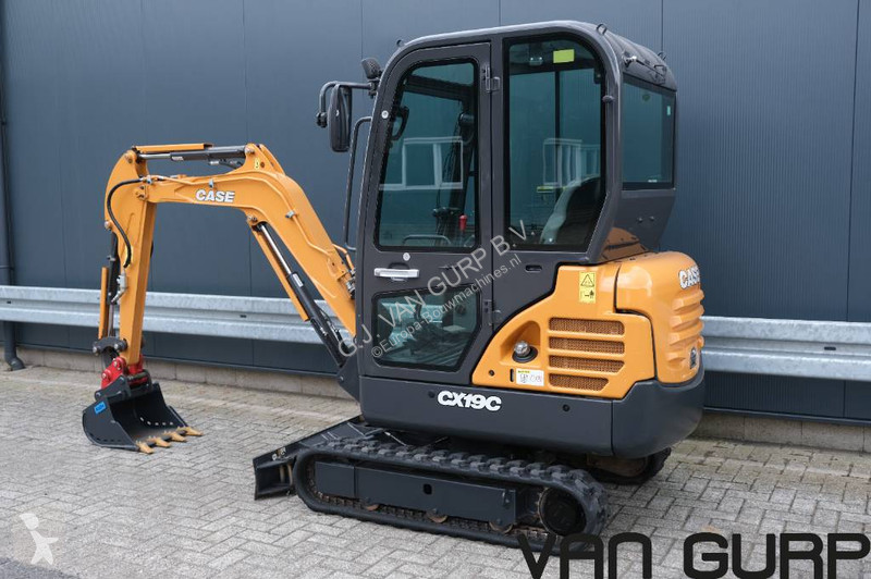 Lopatový nakládač Case CX 19 C | 2022 | 440std...