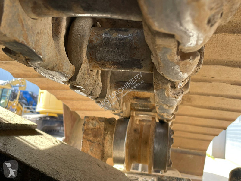 Excavadora Caterpillar