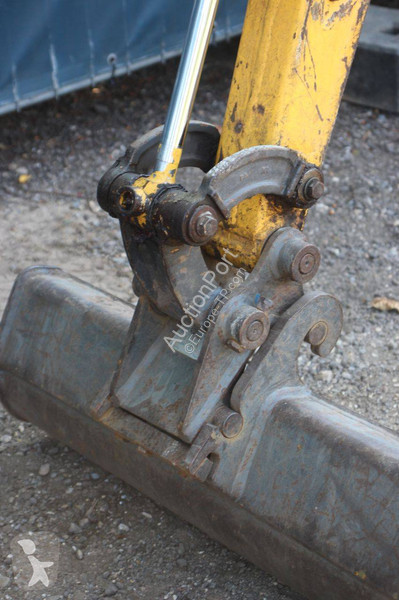 جرافة Yanmar E10SR