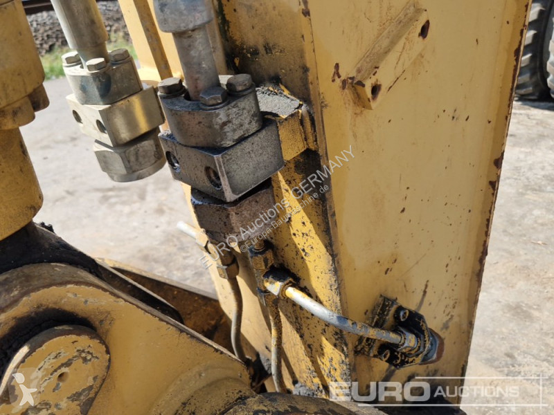 Excavadora Caterpillar C