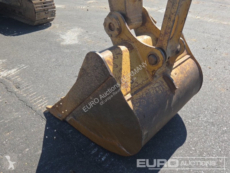 Excavadora Caterpillar GC