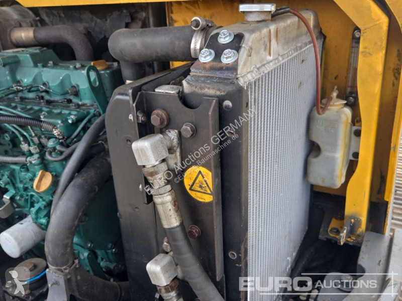 Багер Volvo EC60C
