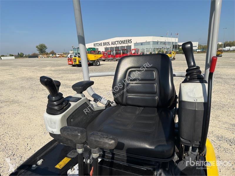 Екскаватор Wacker Neuson HS
