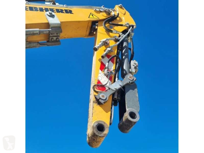 Koparka Liebherr  A 910 COMPACT LITRONIC