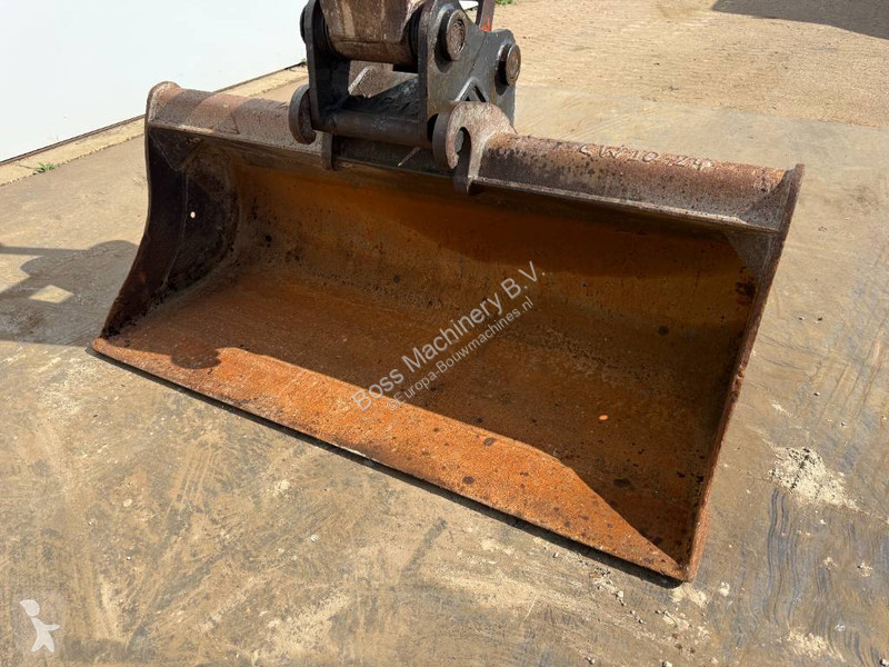 Graafmachine Kubota - Quick Coupler / Hammer Lines