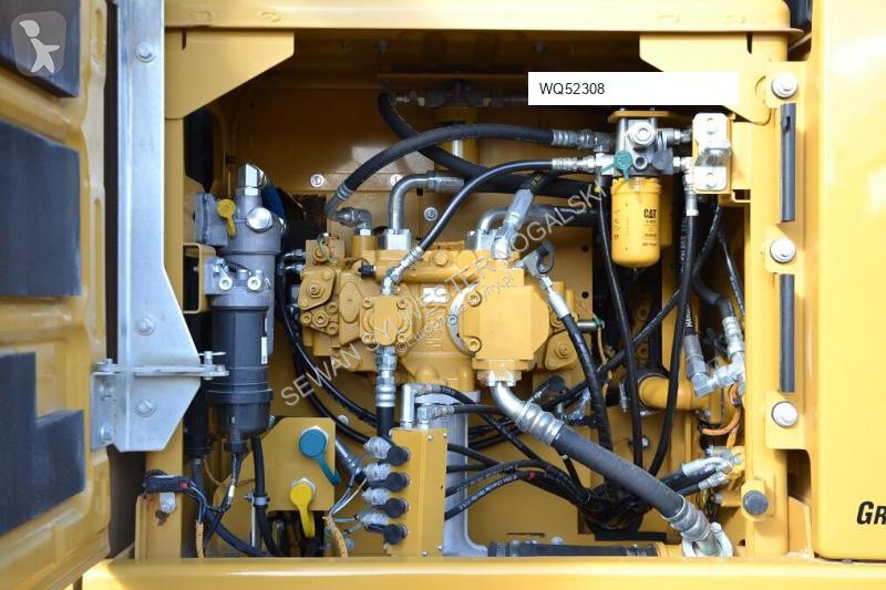Escavadora Caterpillar 323E