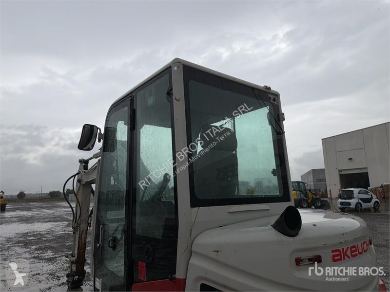 Экскаватор Takeuchi Mini Excavator
