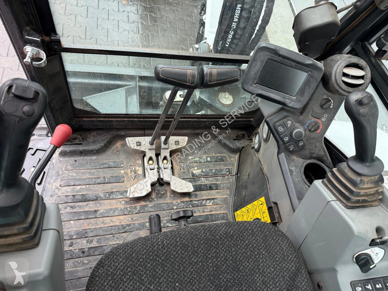 Экскаватор Bobcat z