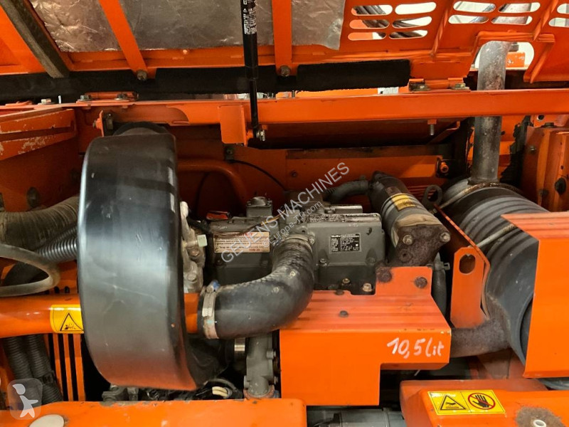 Экскаватор Hitachi US3 rototilt