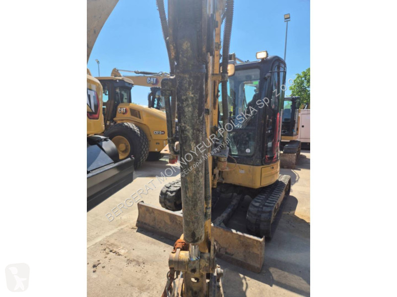 Escavadora Caterpillar 303.5E2CR