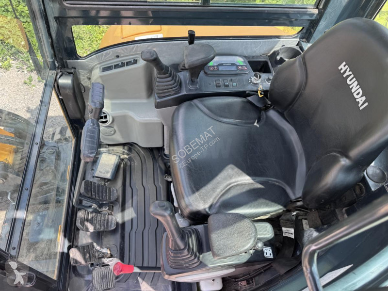 Skovel Hyundai  ROBEX 30Z-9AK