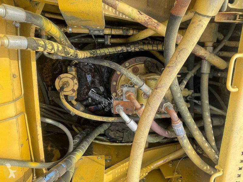 جرافة Caterpillar 325L Track Excavator 29T....