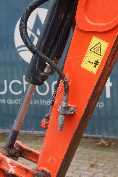 Excavadora Kubota KX030-4