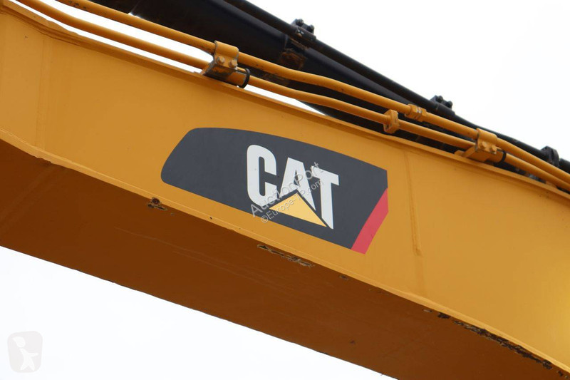 جرافة Caterpillar