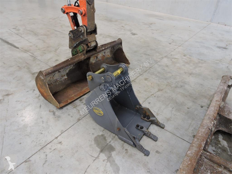 جرافة Kubota U48-4
