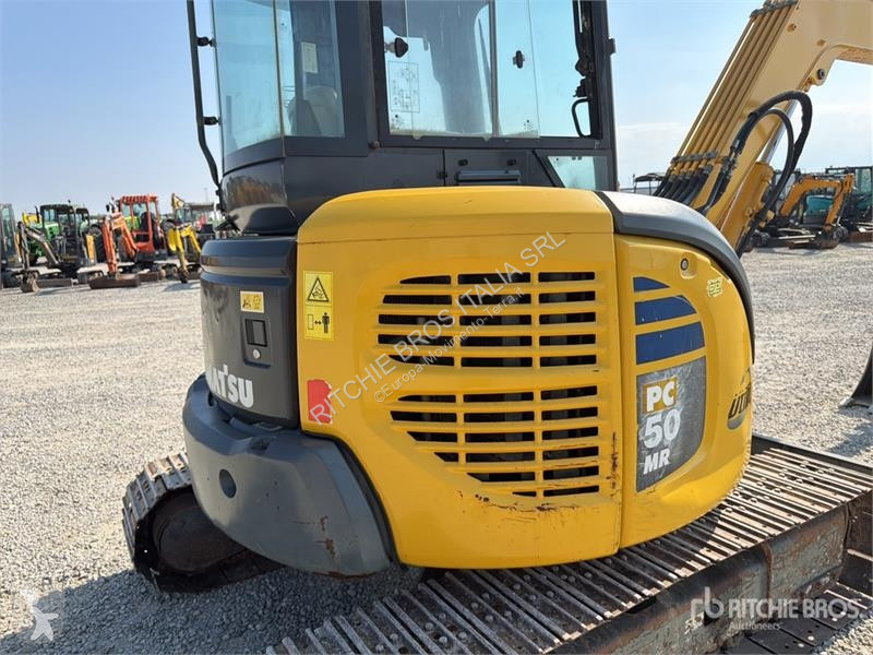 جرافة Komatsu
