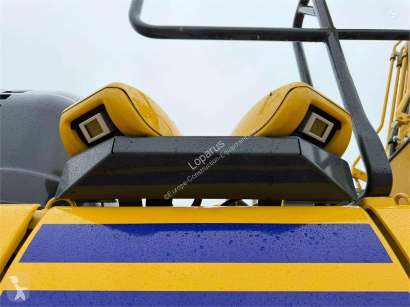 جرافة Komatsu LC11 E0