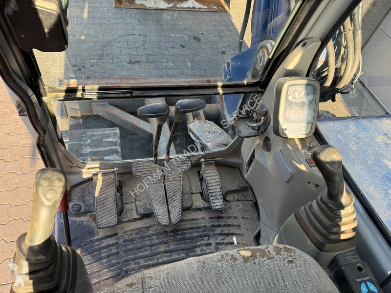 Lopatový nakládač New Holland 1ES | A/C