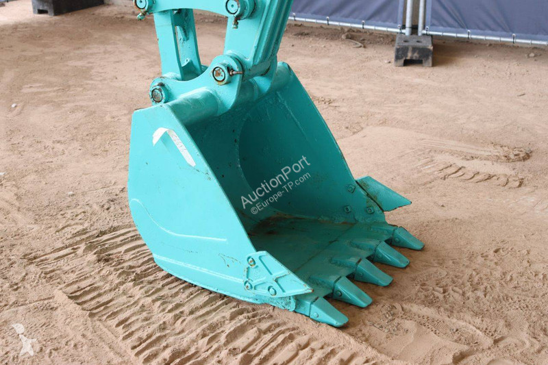 Pelle Kobelco C