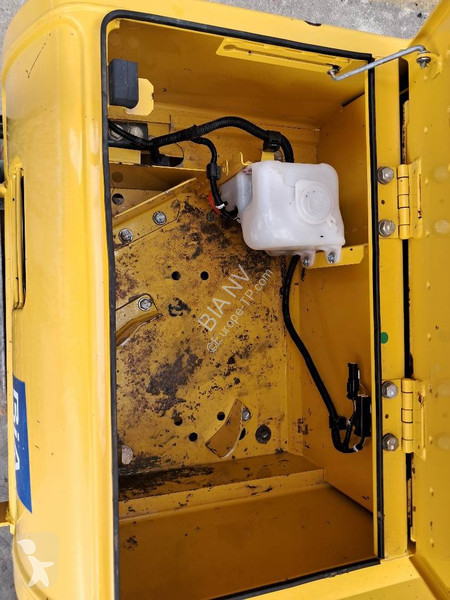 Багер Komatsu LC-11
