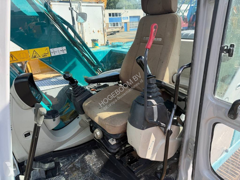 Pelle New Holland B