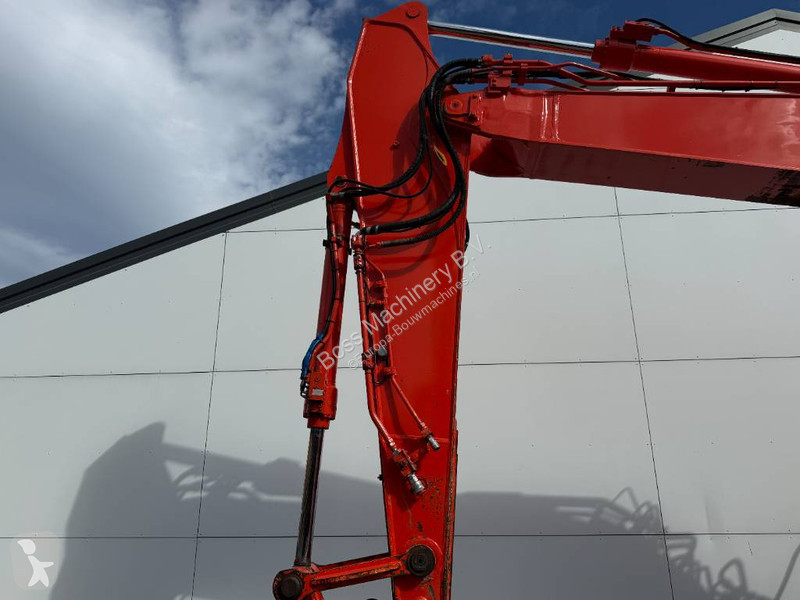 Pelle New Holland Kobelco E235B SR2 - 360°...