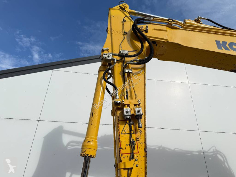 Pelle Komatsu - Triple Boom / Blade / Hammer Lines