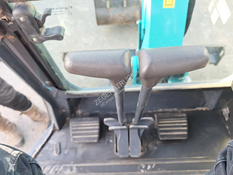 Pelle Kobelco SK-55-SRX-6