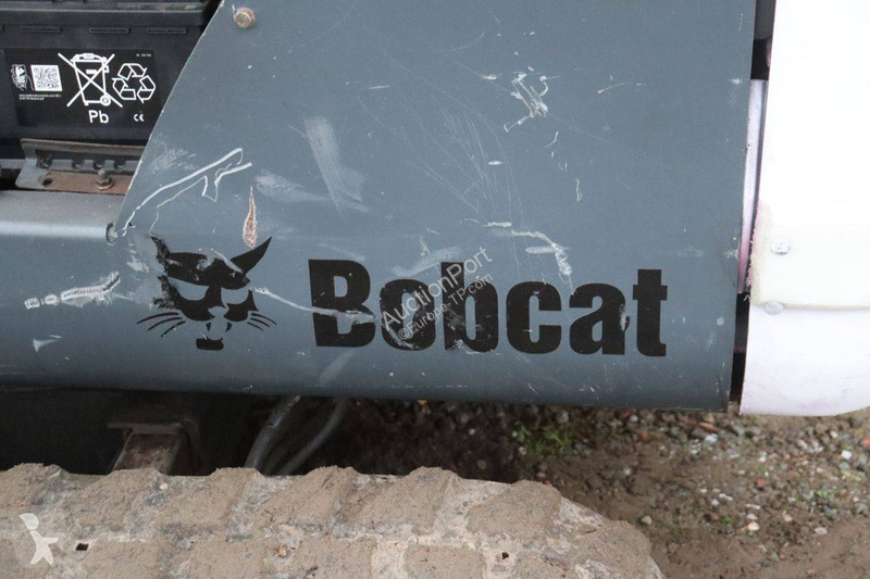Багер Bobcat