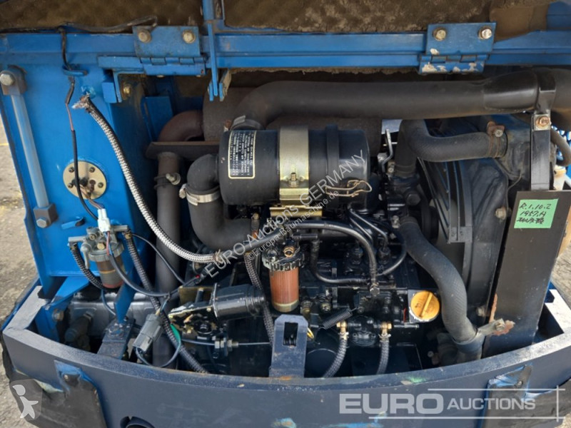 جرافة Kobelco SK014