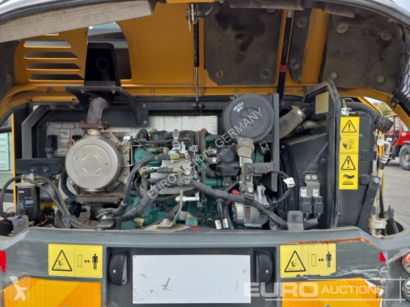 Багер Volvo EW60E