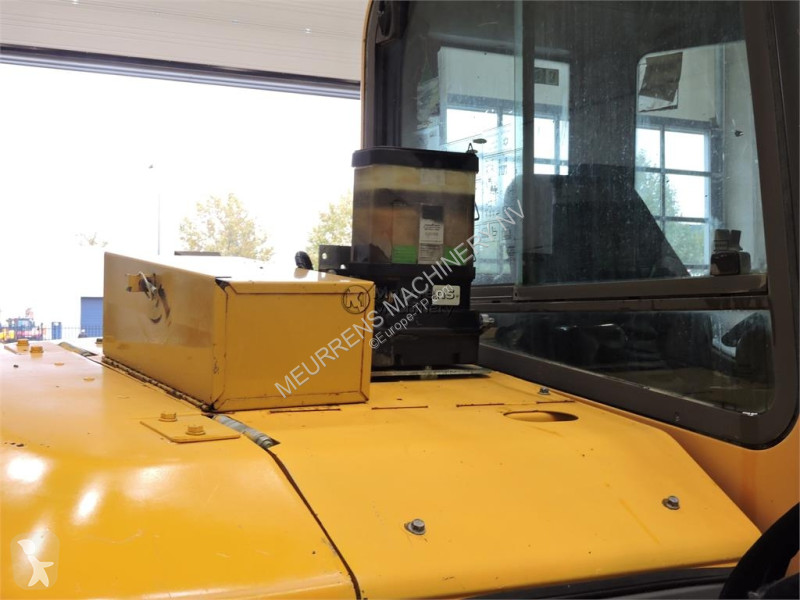 Багер Volvo Automatic Greasing