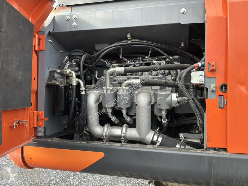 Excavator Hitachi Zaxis 350 LC