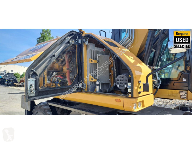 Багер Caterpillar