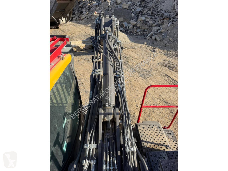 Excavator Volvo 326