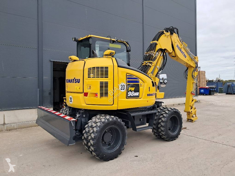 جرافة Komatsu