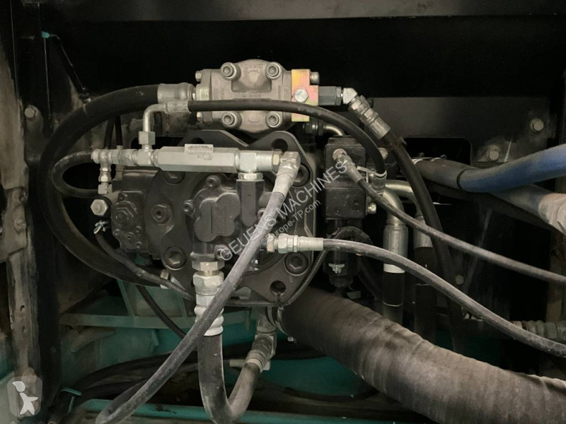 Escavadora Kobelco 260 N LC-9