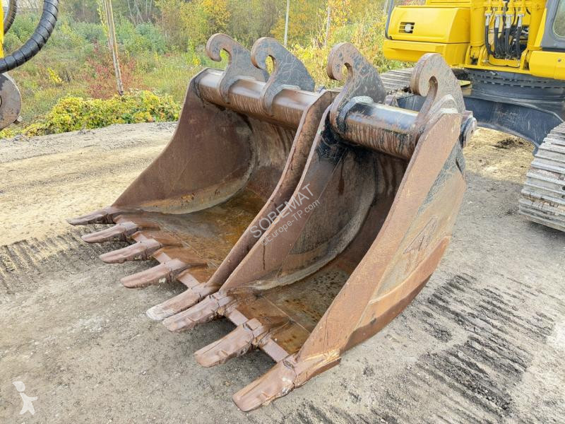Escavadora Komatsu I-11E0