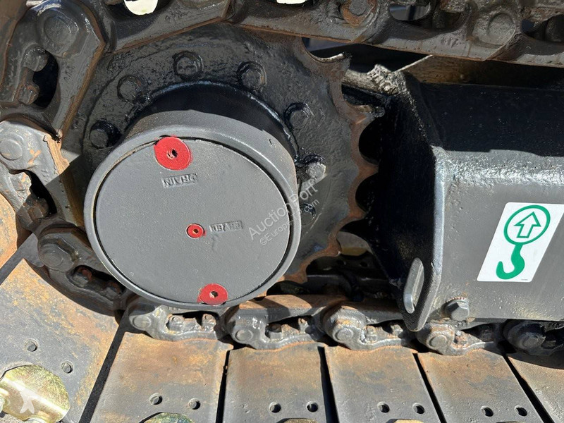 Escavadora Komatsu 7