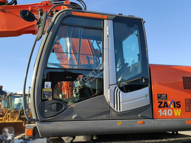 Escavatore Hitachi ZX140 Koparka Kołowa