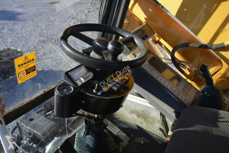 Excavator Liebherr Koparka + Kolej