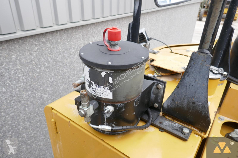 Excavator Caterpillar 325F LCR