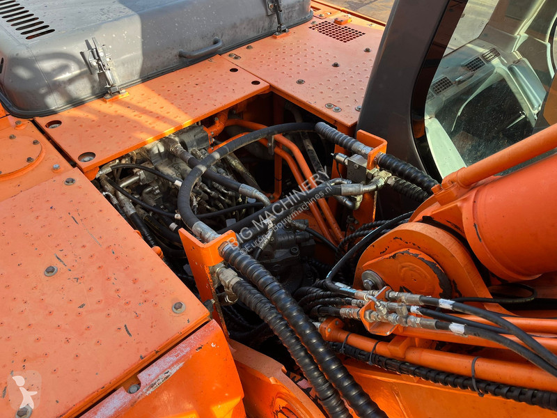 Escavatore Doosan -3