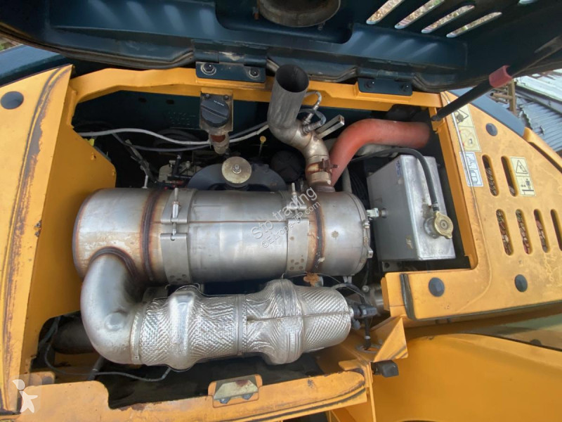 جرافة Hyundai HX 145LCR