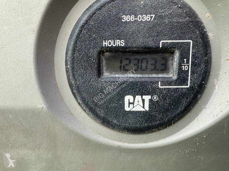 Graafmachine Caterpillar 335F L CR