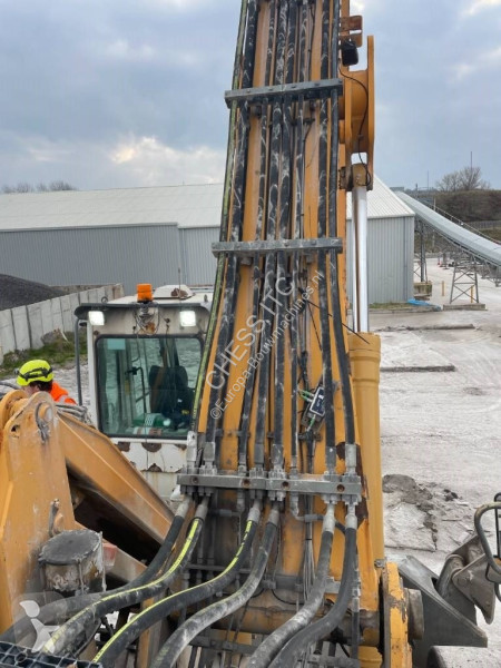 جرافة Liebherr A 944 C HD